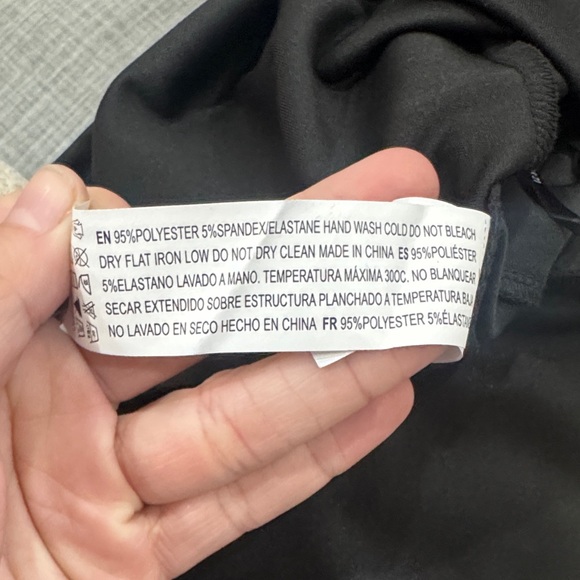 NWT Forever 21 early 2010s Elegant Black Sleeveless Peplum Top - Picture 7 of 7